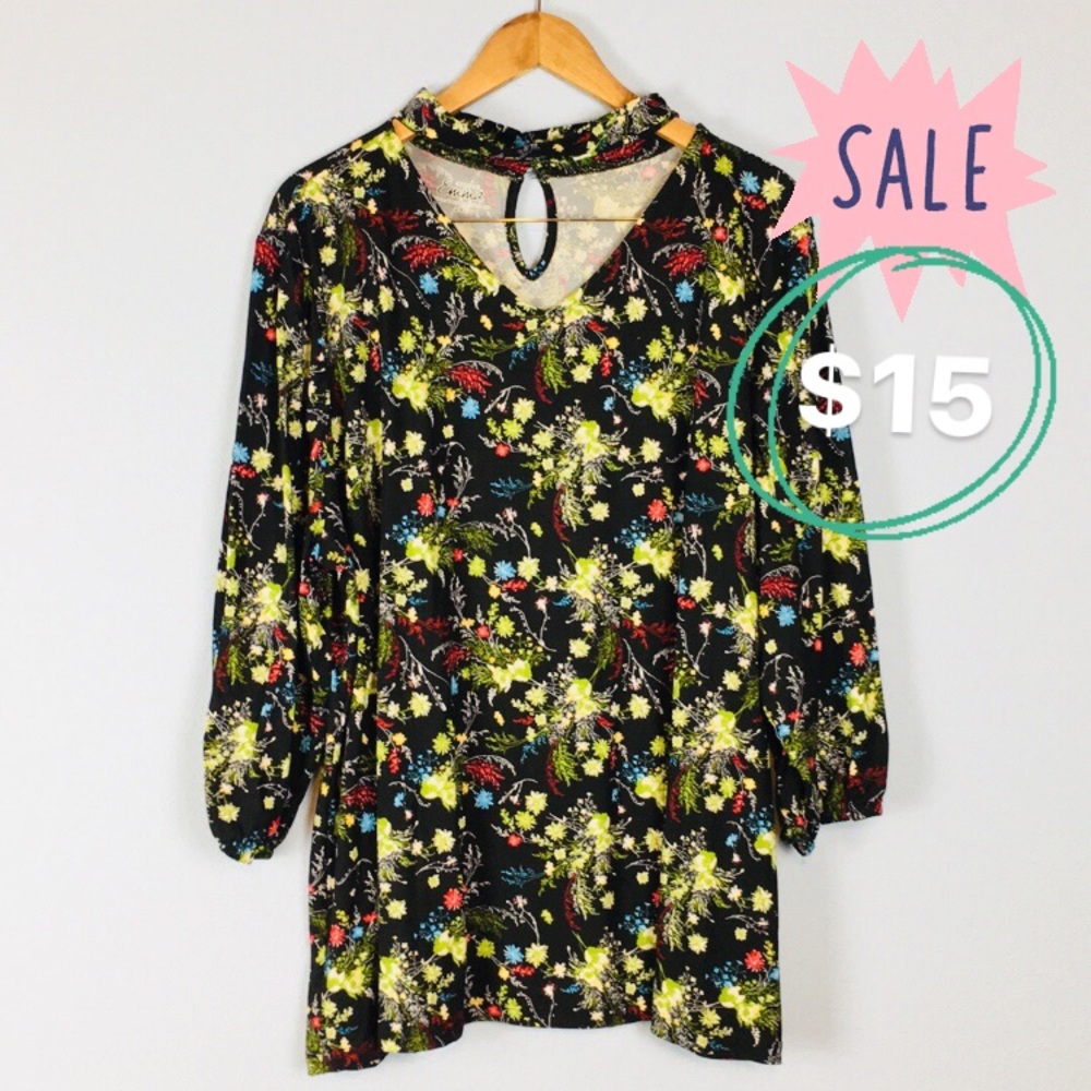 Emma Black Floral Blouse - Picture 1 of 7